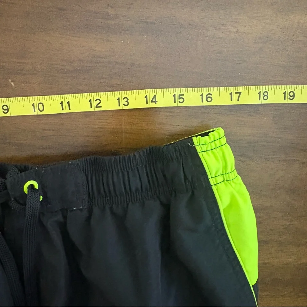 Speedo Black and Neon Green Swim Trunks Mens XL EUC